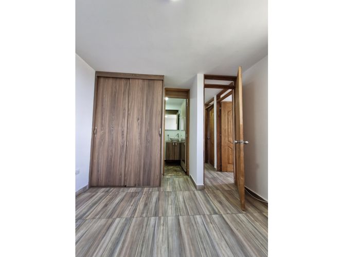 Apartamento de 3 alcobas en arriendo en Cuatro Esquinas, Rionegro, 57 m² · foto 13 de 15