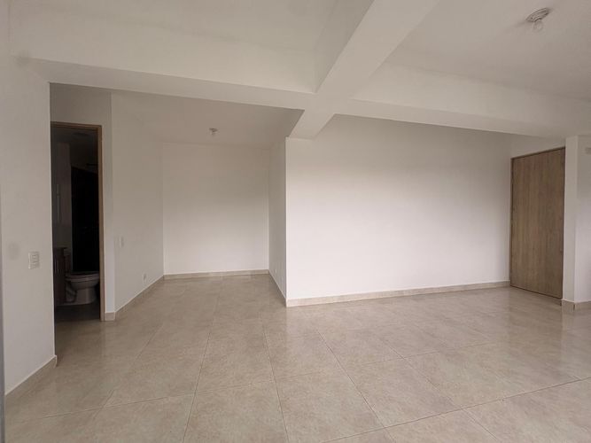 Apartamento de 3 alcobas en venta en Vegas De La Doctora, Sabaneta, 65 m² · foto 11 de 15