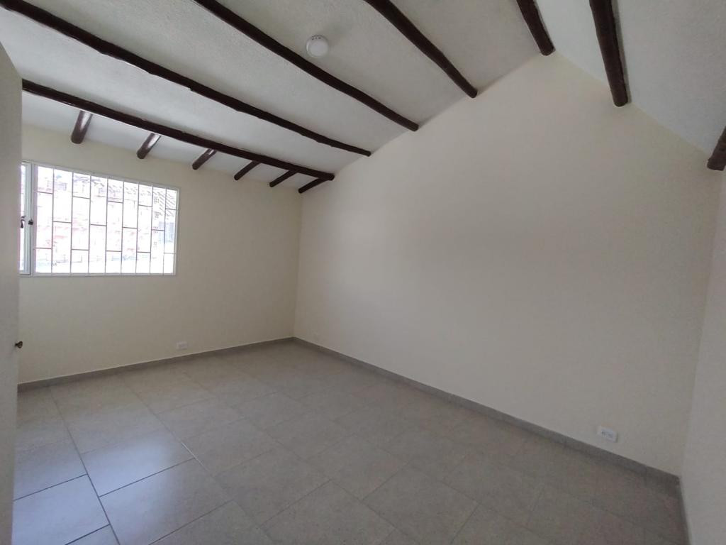 Casa en venta en Modelia, Bogotá · foto 9 de 12
