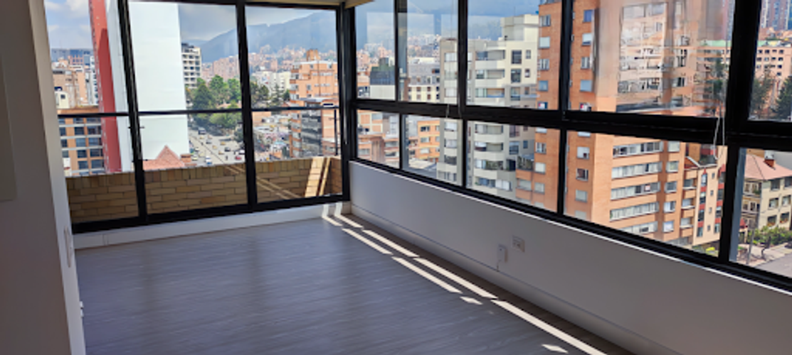 Apartaestudio en venta en Chapinero Central, Bogotá, 40 m² · foto 2 de 22