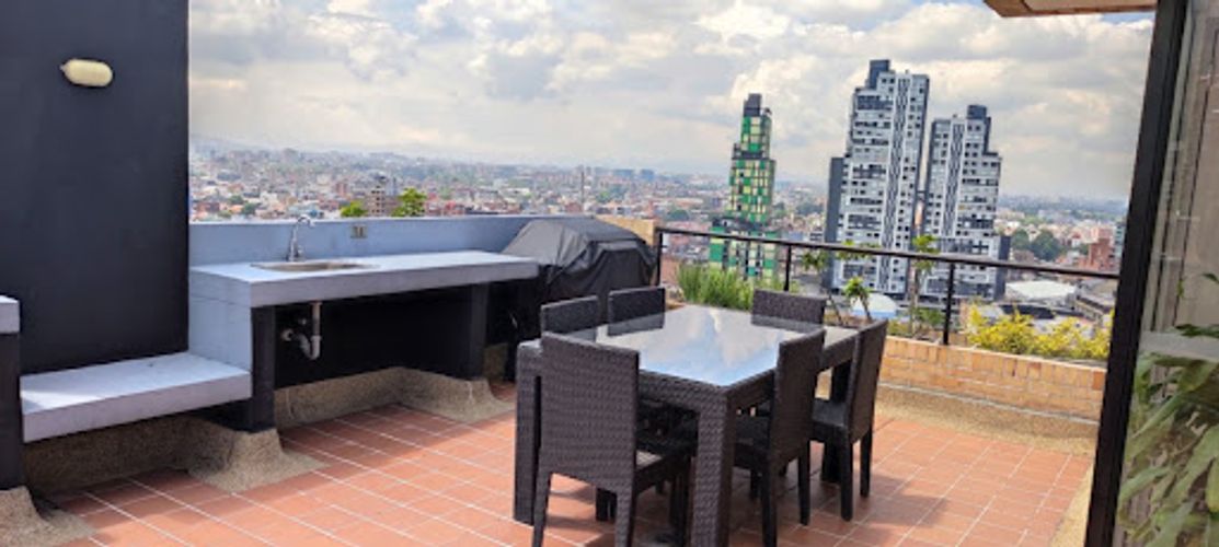 Apartaestudio en venta en Chapinero Central, Bogotá, 40 m² · foto 21 de 22