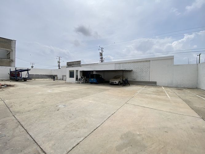 Bodega en arriendo en Modelo, Barranquilla · foto 9 de 15