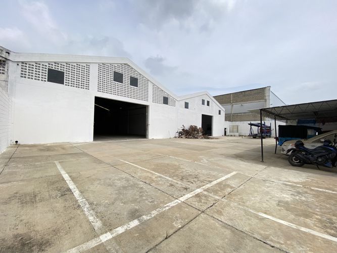 Bodega en arriendo en Modelo, Barranquilla · foto 10 de 15