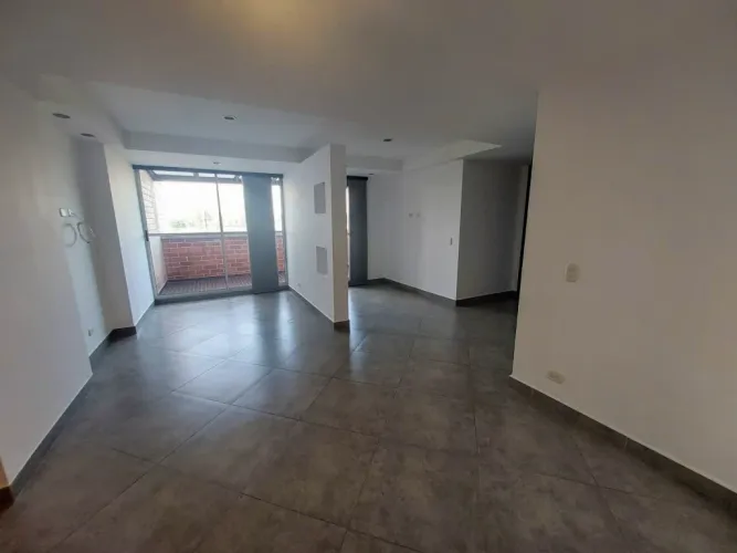 Apartamento de 2 alcobas en arriendo en Los Colegios, Rionegro, 75 m² · foto 6 de 14