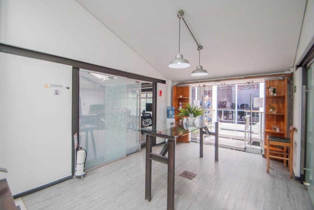 Casa en venta en Santa Barbara Occidental, Bogotá · foto 13 de 18
