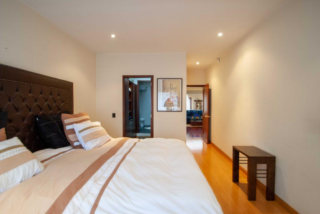 Casa en arriendo en Chicó Alto, Bogotá · foto 20 de 24
