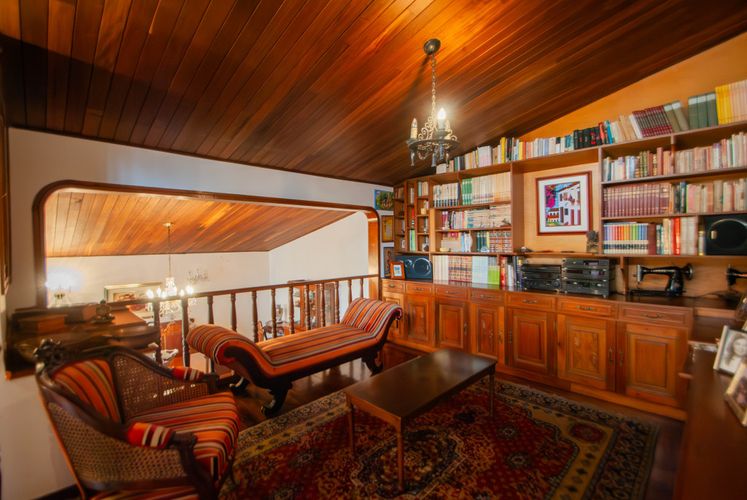 Casa de 5 alcobas en venta en Chicó Alto, Bogotá, 327 m² · foto 7 de 24