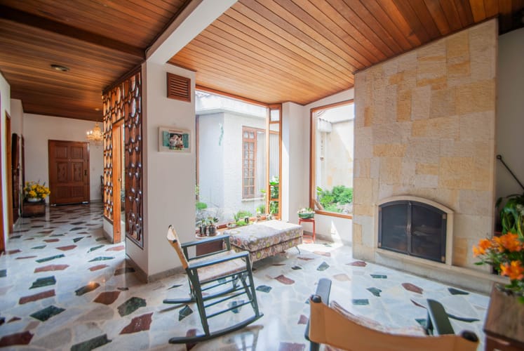 Casa de 5 alcobas en venta en Chicó Alto, Bogotá, 327 m² · foto 8 de 24