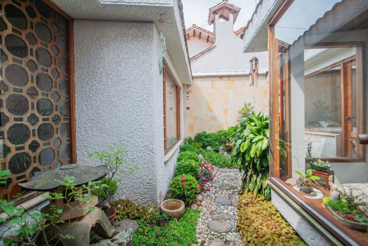 Casa de 5 alcobas en venta en Chicó Alto, Bogotá, 327 m² · foto 11 de 24