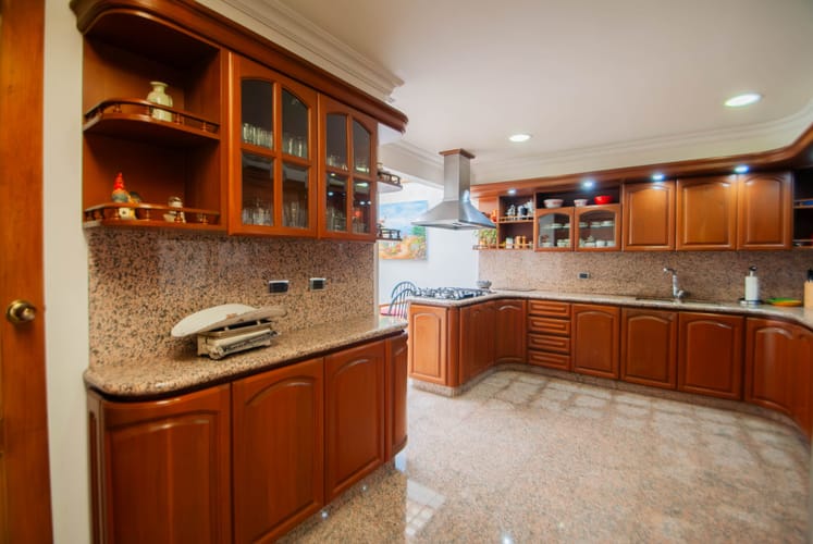 Casa de 5 alcobas en venta en Chicó Alto, Bogotá, 327 m² · foto 15 de 24