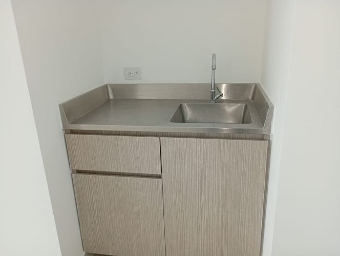 Oficina en arriendo en Paso Ancho, Sabaneta, 36 m² · foto 3 de 9