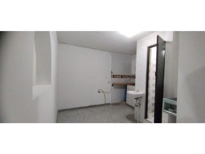 Apartaestudio en arriendo en Girardot, Medellín, 40 m² · foto 4 de 9