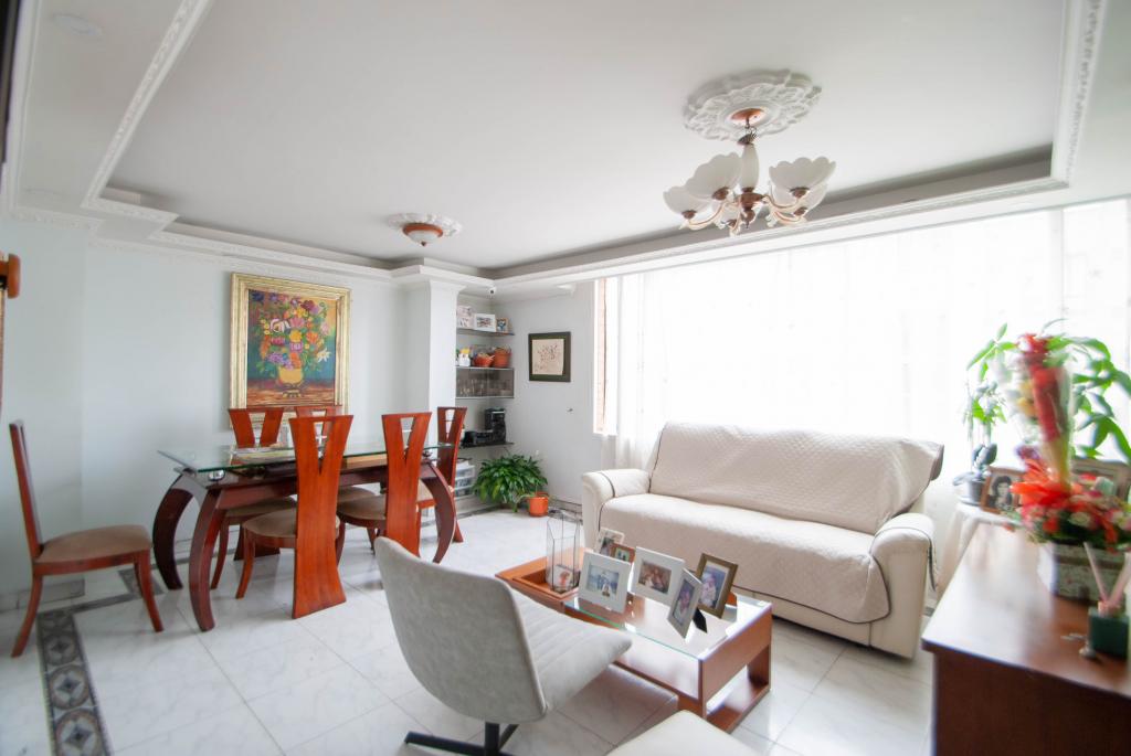 Apartamento en venta en Andes Norte, Bogotá · foto 2 de 17