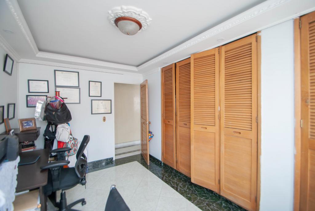 Apartamento en venta en Andes Norte, Bogotá · foto 7 de 17