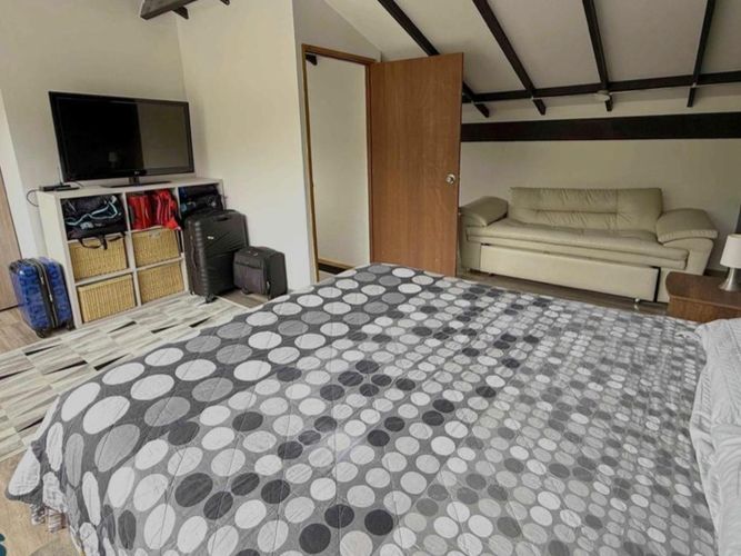 Casa de 3 alcobas en venta en Escobero, Envigado, 310 m² · foto 12 de 19