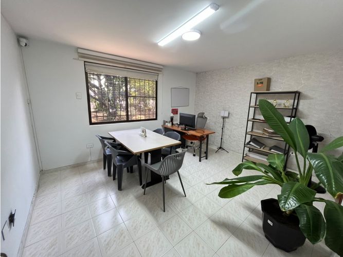 Casa en venta en Prados Del Norte, Cali · foto 8 de 14