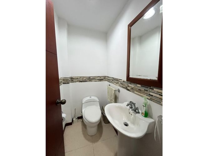 Casa en venta en Prados Del Norte, Cali · foto 11 de 14