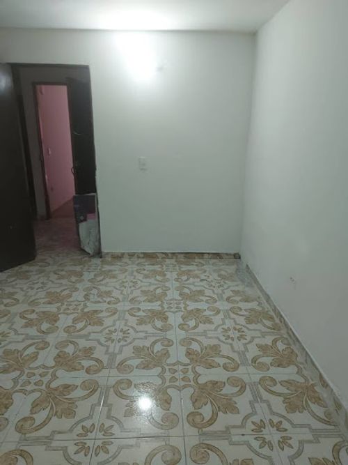 Casa de 4 alcobas en venta en El Trianon, Envigado, 240 m² · foto 2 de 7