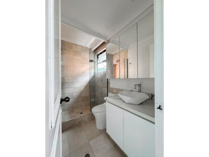 Casa de 6 alcobas en venta en Altos Del Poblado, Medellín, 400 m² · foto 24 de 24