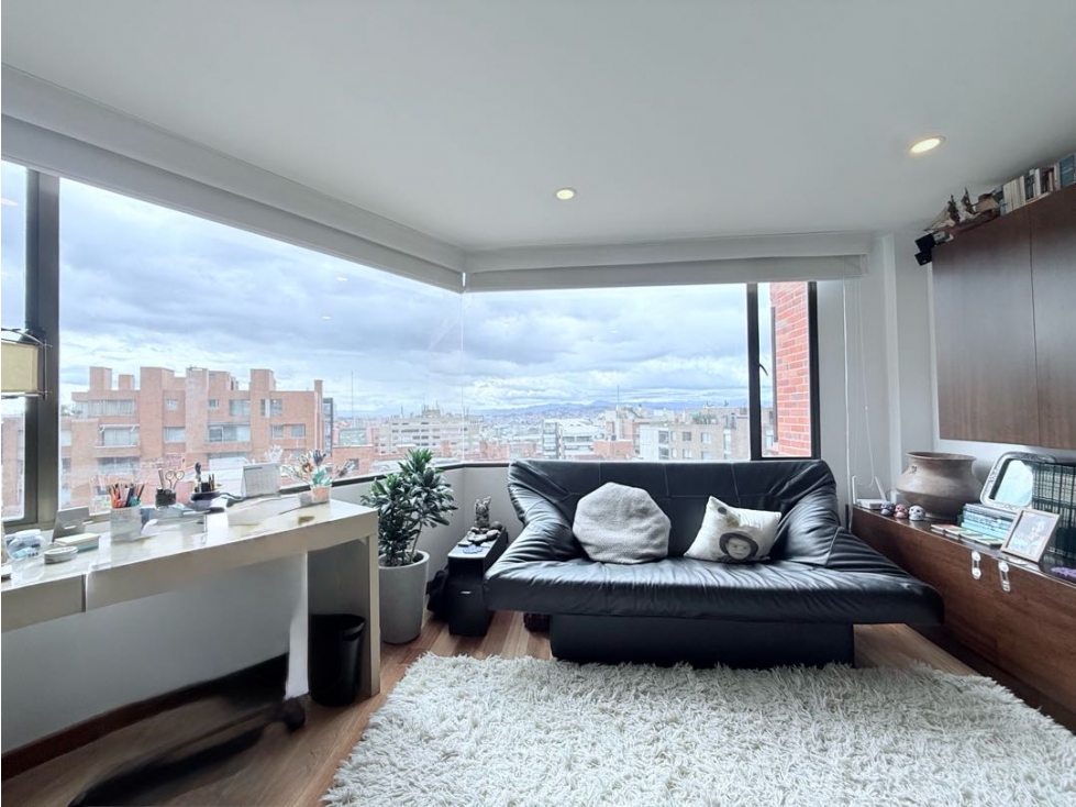 Apartamento en venta en Los Rosales, Bogotá · foto 5 de 24