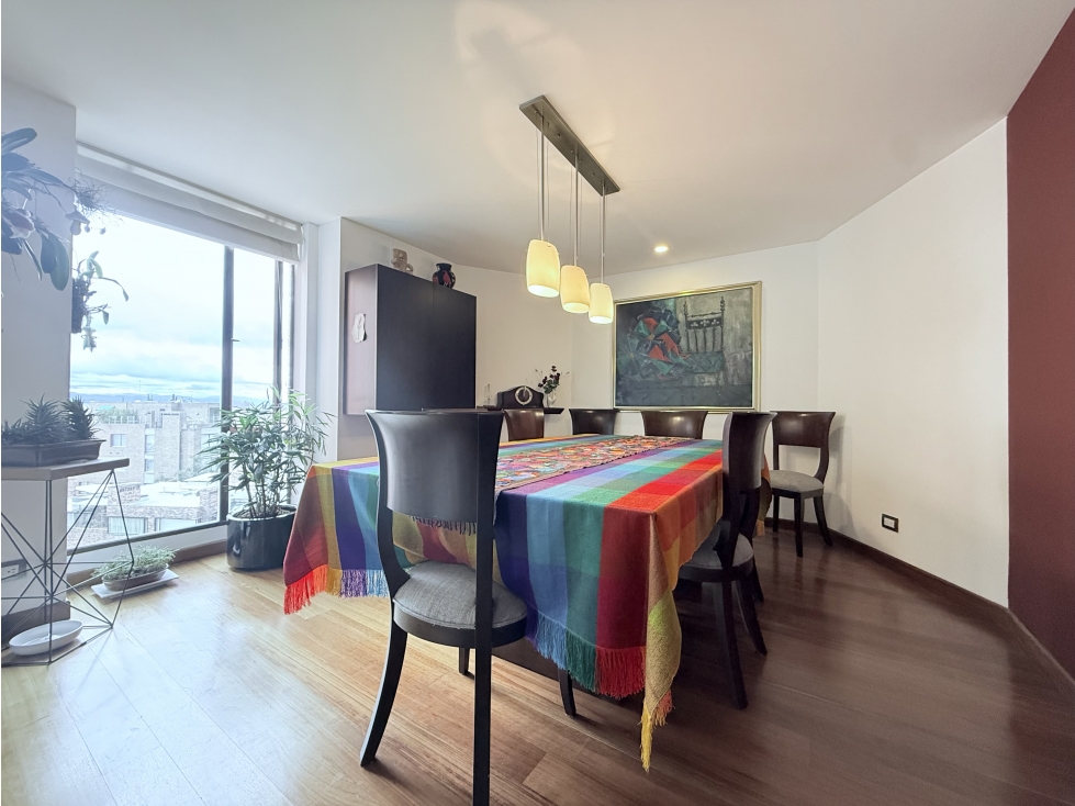 Apartamento en venta en Los Rosales, Bogotá · foto 7 de 24