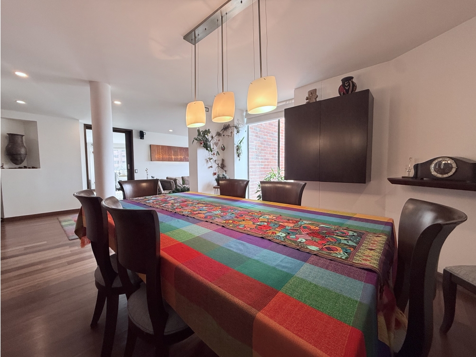 Apartamento en venta en Los Rosales, Bogotá · foto 9 de 24