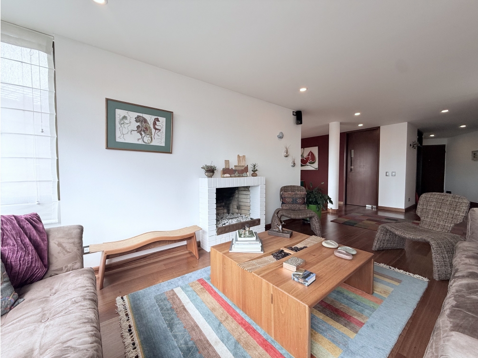 Apartamento en venta en Los Rosales, Bogotá · foto 10 de 24