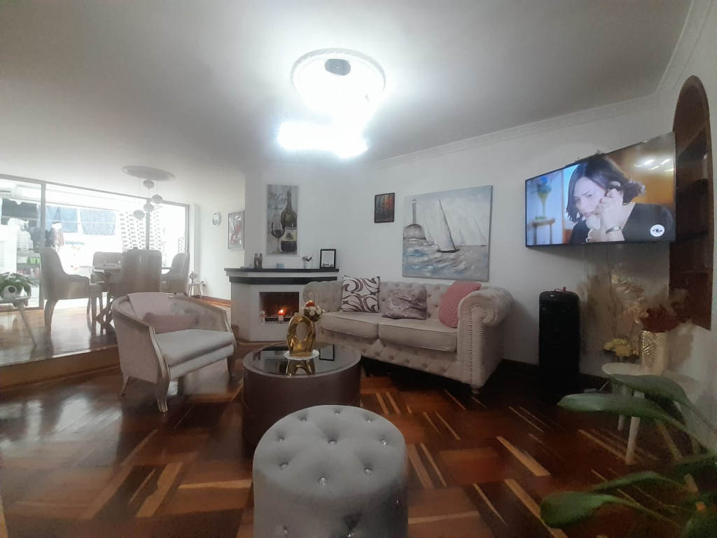 Casa en venta en Modelia, Bogotá · foto 2 de 20