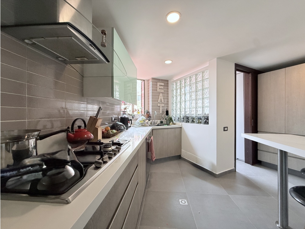 Apartamento en venta en Los Rosales, Bogotá · foto 23 de 24