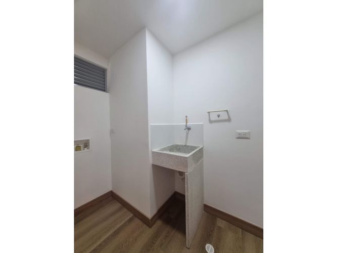 Apartamento de 2 alcobas en venta en Toledo, La Estrella, 58 m² · foto 13 de 17