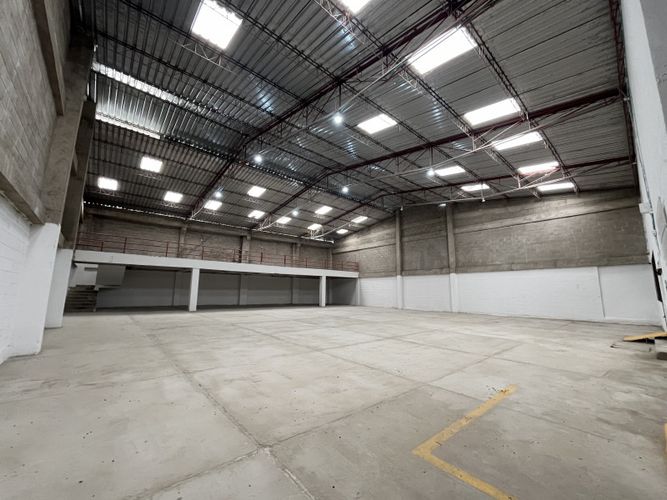 Bodega en arriendo en La Concepcion, Barranquilla, 780 m² · foto 3 de 18