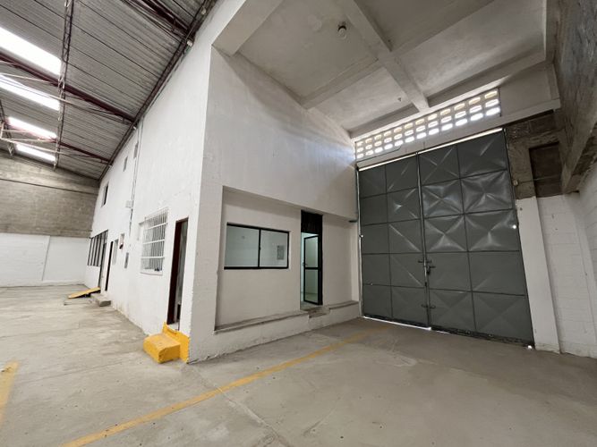 Bodega en arriendo en La Concepcion, Barranquilla, 780 m² · foto 5 de 18