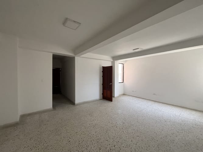 Bodega en arriendo en La Concepcion, Barranquilla, 780 m² · foto 8 de 18