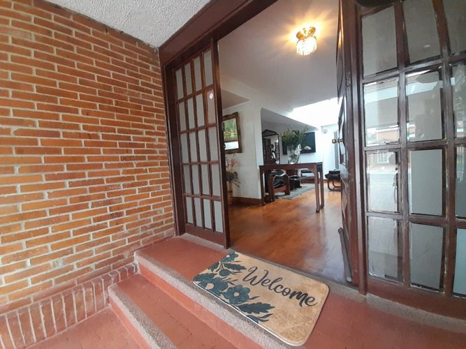 Casa de 4 alcobas en venta en El Batán, Bogotá, 500 m² · foto 4 de 24