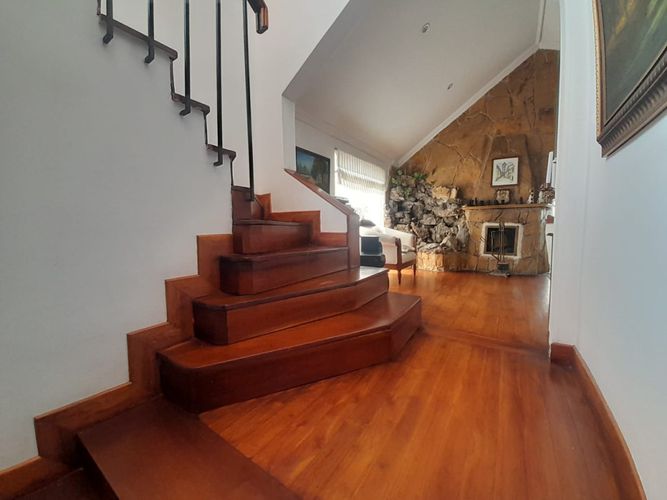 Casa de 4 alcobas en venta en El Batán, Bogotá, 500 m² · foto 14 de 24