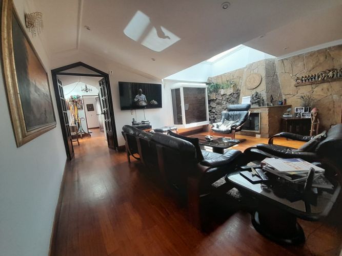 Casa de 4 alcobas en venta en El Batán, Bogotá, 500 m² · foto 21 de 24