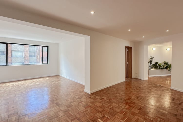 Apartamento en venta en Los Rosales, Bogotá · foto 2 de 24