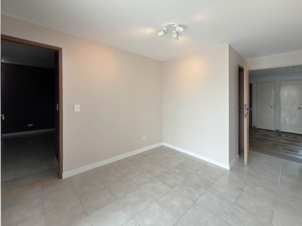 Apartamento en venta en Santa Lucia, Medellín · foto 6 de 14