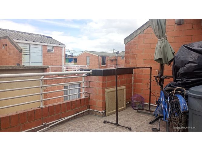 Casa de 3 alcobas en venta en Los Angeles, Madrid, 92 m² · foto 11 de 24