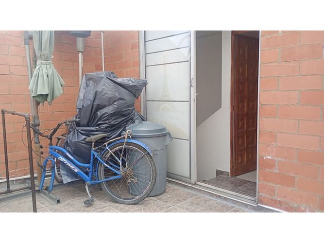 Casa de 3 alcobas en venta en Los Angeles, Madrid, 92 m² · foto 20 de 24
