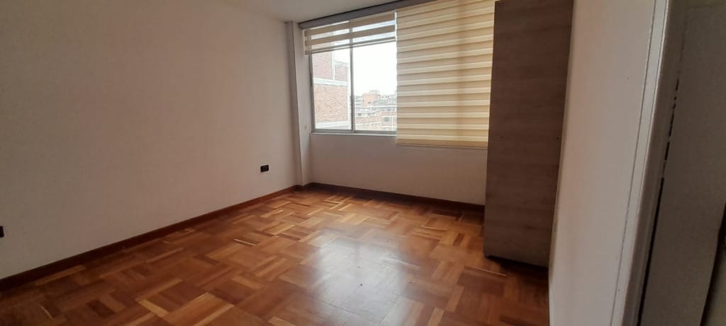 Apartaestudio en venta en Las Nieves, Bogotá, 40 m² · foto 5 de 17