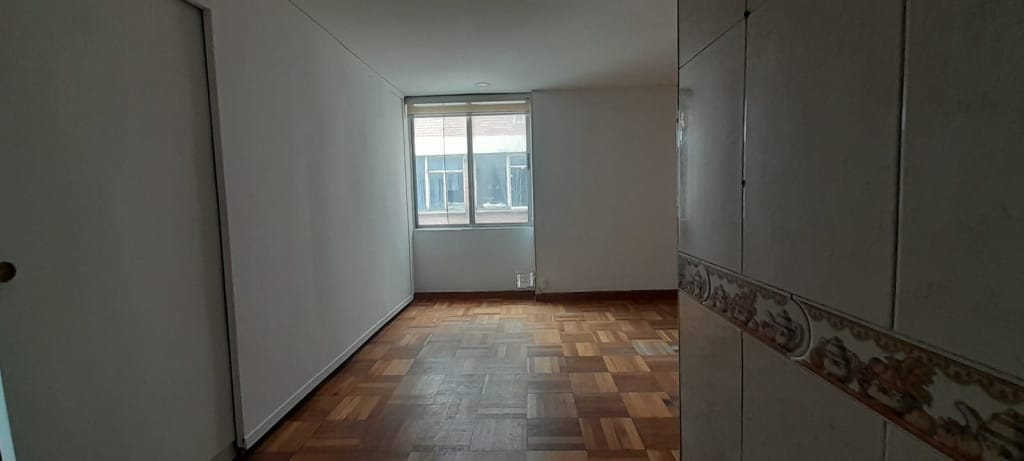 Apartaestudio en venta en Las Nieves, Bogotá, 40 m² · foto 8 de 17