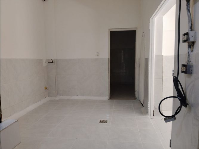 Local en arriendo en Boston, Medellín, 60 m² · foto 3 de 10