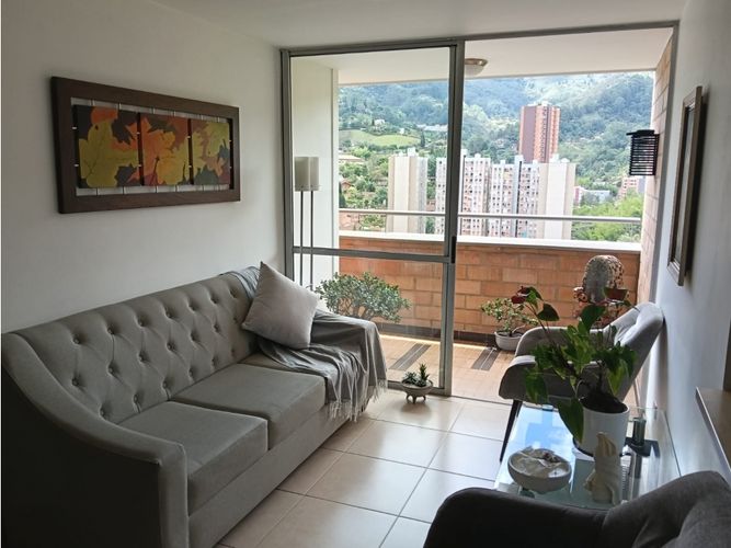 Apartamento de 3 alcobas en venta en Vegas De La Doctora, Sabaneta, 75 m² · foto 4 de 22
