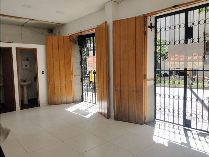 Local en arriendo en Boston, Medellín, 60 m² · foto 7 de 10