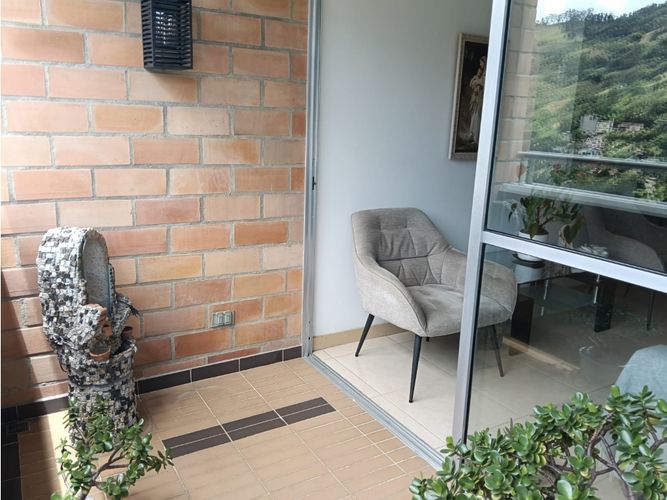 Apartamento de 3 alcobas en venta en Vegas De La Doctora, Sabaneta, 75 m² · foto 9 de 22