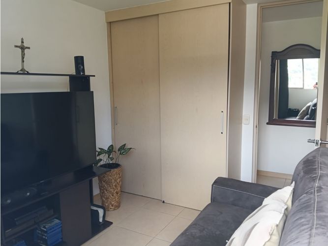 Apartamento de 3 alcobas en venta en Vegas De La Doctora, Sabaneta, 75 m² · foto 14 de 22