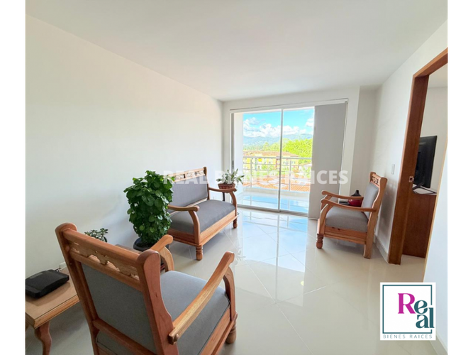 Apartamento de 2 alcobas en venta en El Tambo, La Ceja, 67 m² · foto 2 de 16