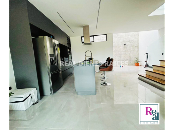 Casa de 3 alcobas en venta en Lomitas, La Ceja, 136 m² · foto 3 de 18