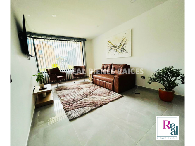 Casa de 3 alcobas en venta en Lomitas, La Ceja, 136 m² · foto 4 de 18